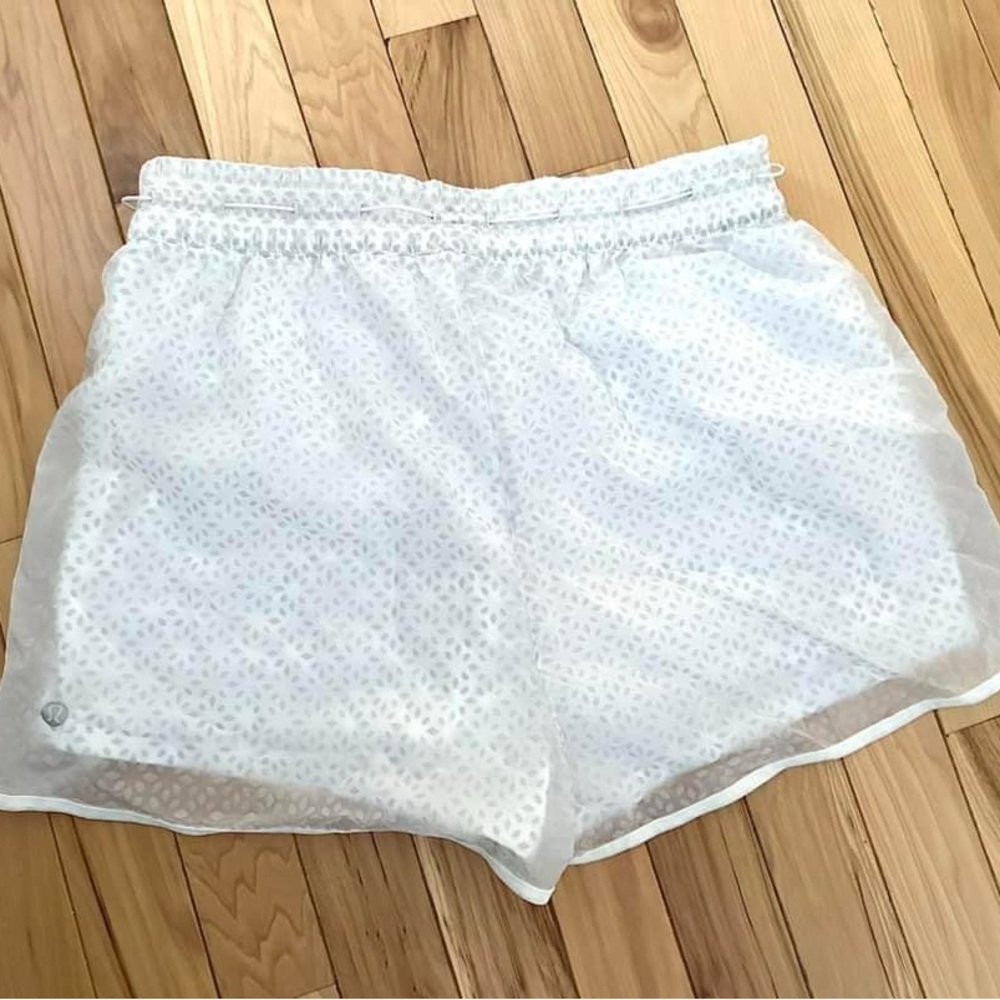 Lululemon Find Your Flock Shorts